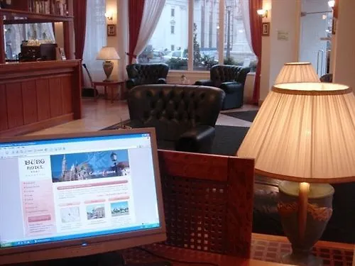 Burg Hotel Budapest 3*,